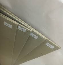 CARTON GRIS ESP 3.0MM 70x100 x 10U.